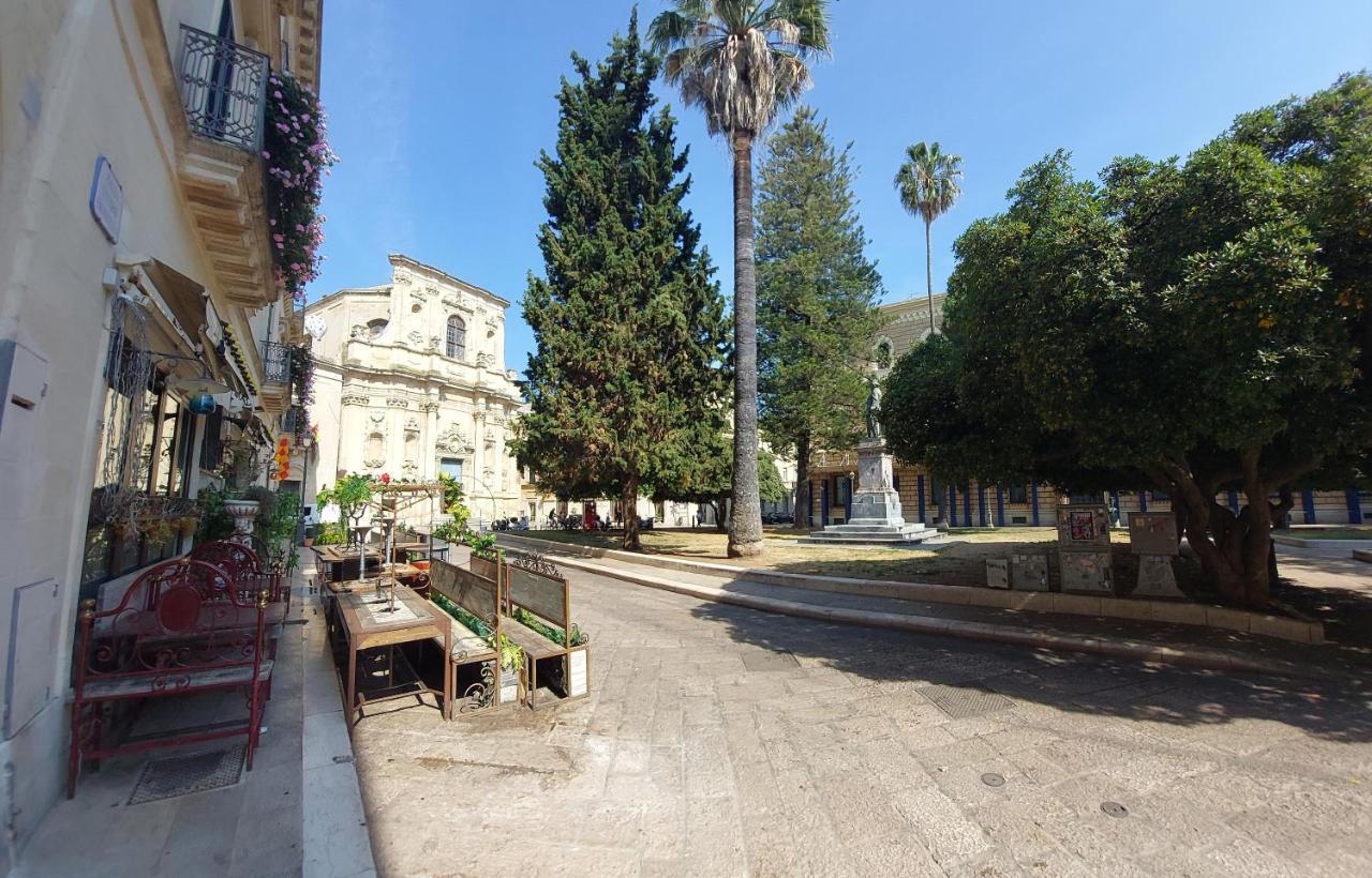 Convivo Apartment Lecce Exterior foto